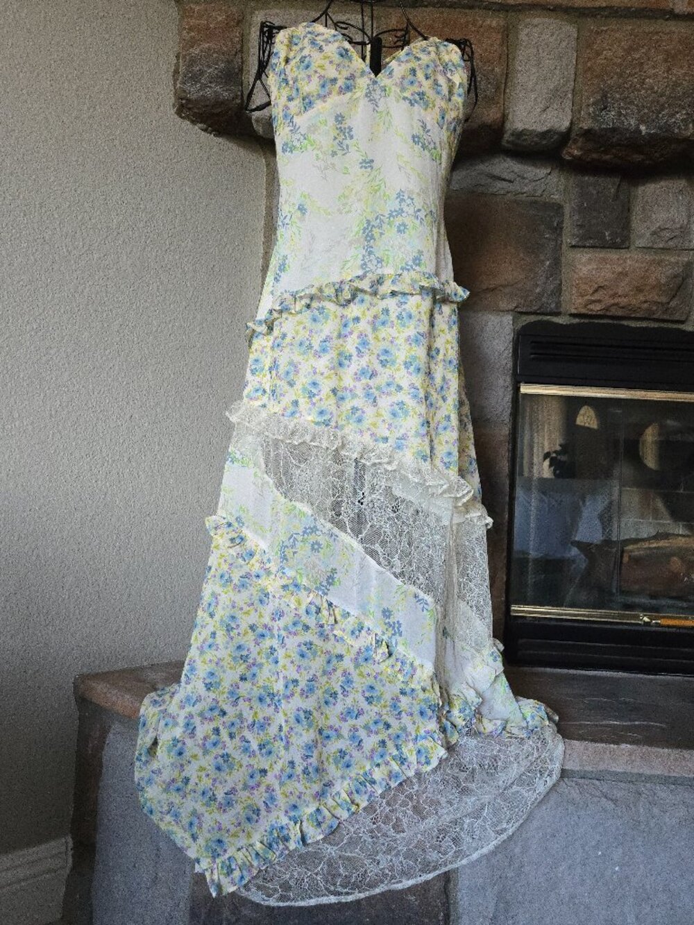 'Forever 21' Tiered Floral Patchwork Maxi Dress